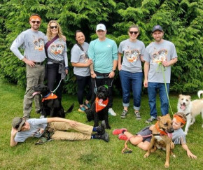 PAWSwalk 2023 Team Photo_Cropped